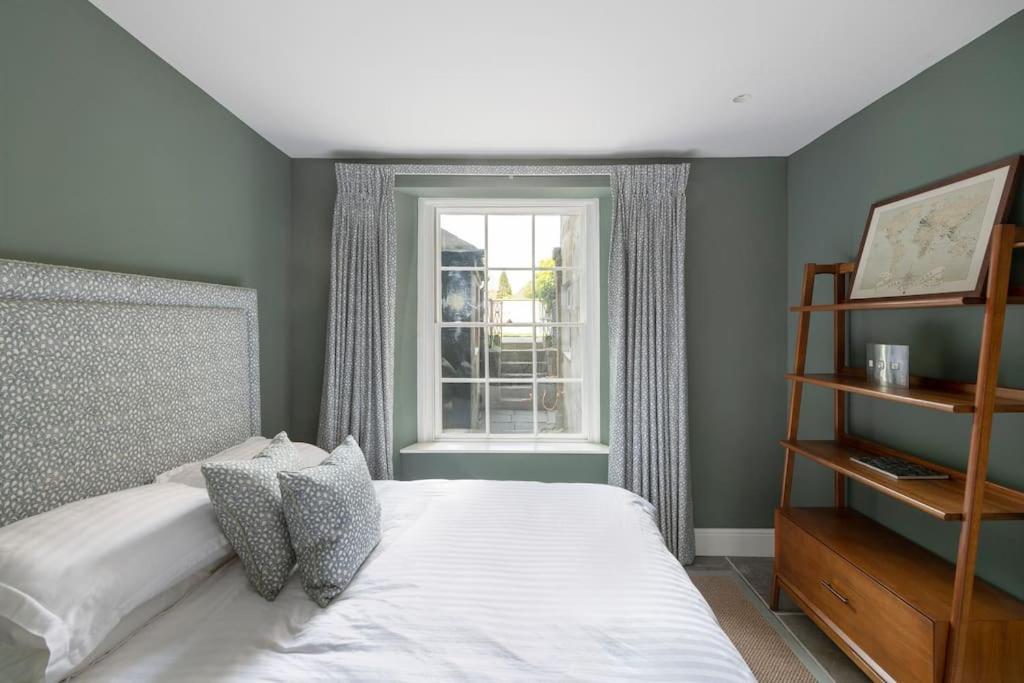 Villa Dunsford House - Elegant Townhouse With Parking Bath Exterior foto